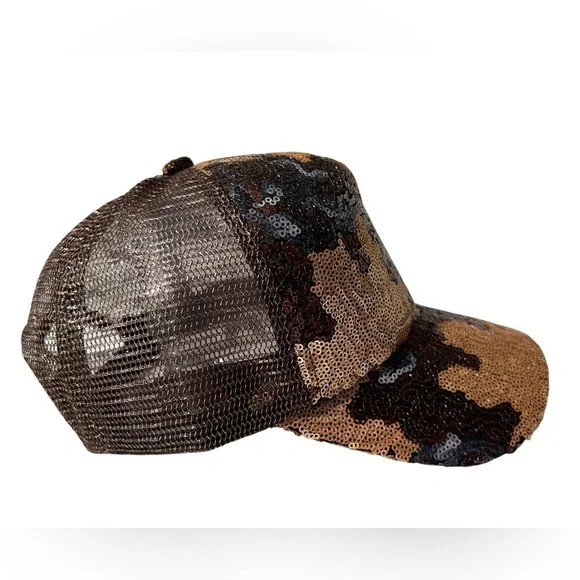 Beautiful Sequin Leaf Design Glam Baseball Cap, Adjustable size - Picture 5 of 9